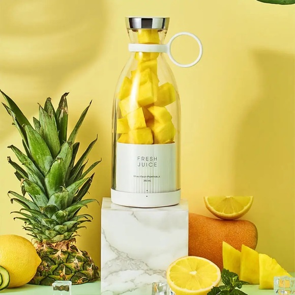 Portable Blender, Rechargeable Personal Fruit USB Smoothie Blender Mixer Juicer - Picture 1 of 8